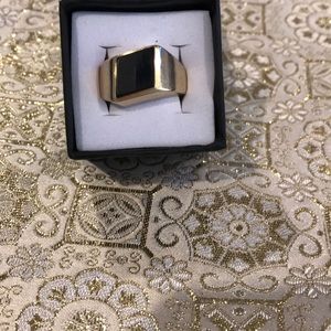 Men’s black onyx ring